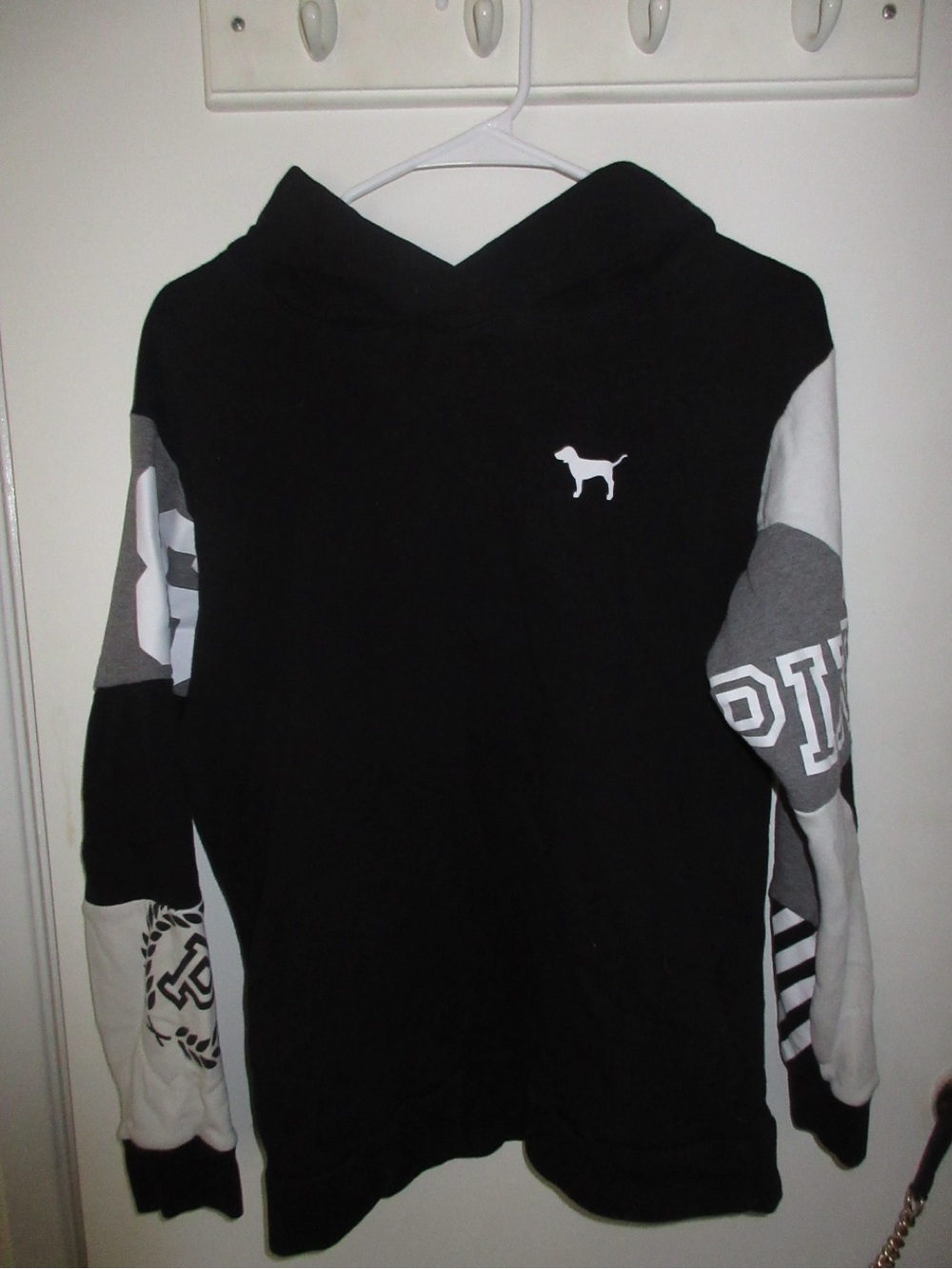 Black & Gray Hooded Pullover Sweatshirt - PINK Victoria's Secret